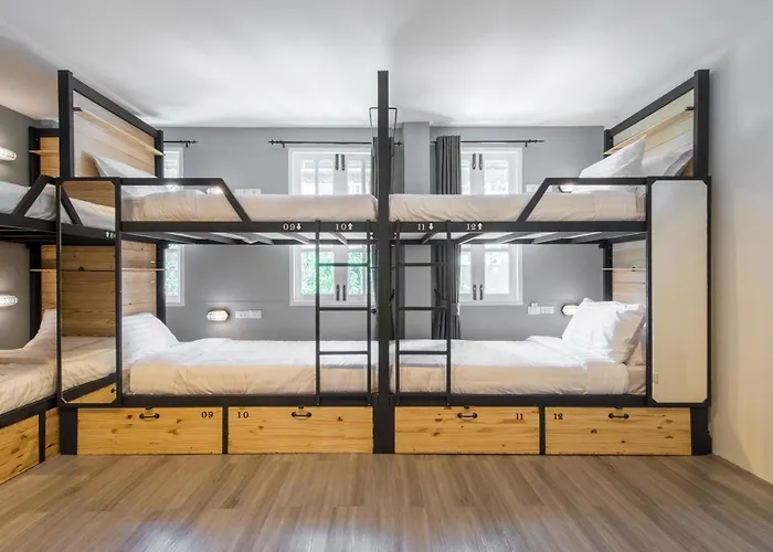 Albergue X9hostel *